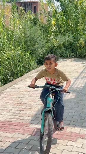 Unzila ko cycle chahiye 😱🙏#shorts