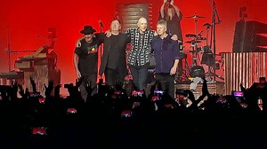 Midnight Oil: The Hardest Line Trailer OV