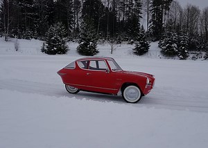 Nobe 100, the Tiny Three-Wheel EV That Simply Oozes Sophistication