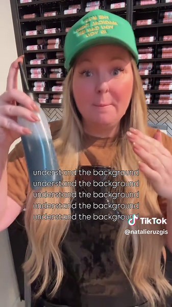 Entendiendo los colores de fondo de Redken Shades EQ