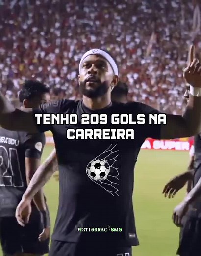 Memphis Depay and Hulk: Football Skills Compilation