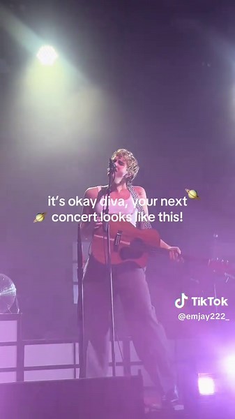 spacey jane concert australia 2025 #concert #gig #boosterseat #estimateddelivery #sydney #freemantle #melbourne @Spacey Jane