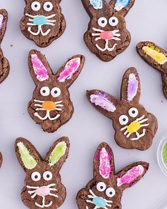 Make these cute bunny brownies your own by decorating them with candies, frosting and sprinkles of colorful sugar. Make-Your-Own Bunny Brownies recipe: https://www.bettycrocker.com/recipes/make-your-own-bunny-brownies/88dc105a-95db-4549-bd4e-87a204234d95?utm_medium=social&utm_source=organic_facebook&utm_campaign=msp_04_2019_standard?mktgimp=BCBRWNMX | Betty Crocker