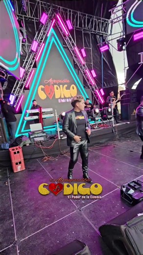 Grupo Código - Mañana Partire en Vivo para Matrimonio