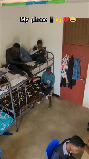 Who can believe me 🙄💔🙌😢 #songa #sautuniversty #udom #mipangouniversity #kenyantiktok🇰🇪 @udom_ambassadors @goldenphonepoint @Mwanachuo got talent