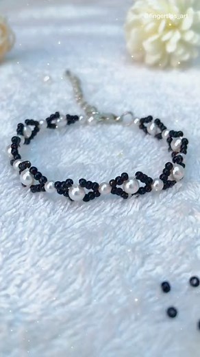 How to make a bracelet#bracelet #handmade #handrope #tutorial #beadjewlery #handmadegifts #easydiy #seedbeads #diybracelet | Fingertips_art