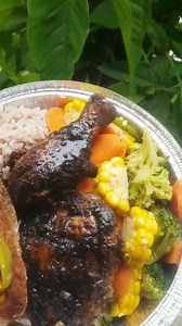 Check out this Pineapple Jerk Chicken, Jasmine Rice & Peas served with Garlic Butter Vegetables melody from @chef_life_ja ! #CBChicken #ABetterTastingChicken #PineappleJerkChicken | CB Chicken