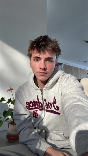 Vidéos de Not Seba (@thisisnotseba) avec original sound - smokinaftereat - unrestrainedz