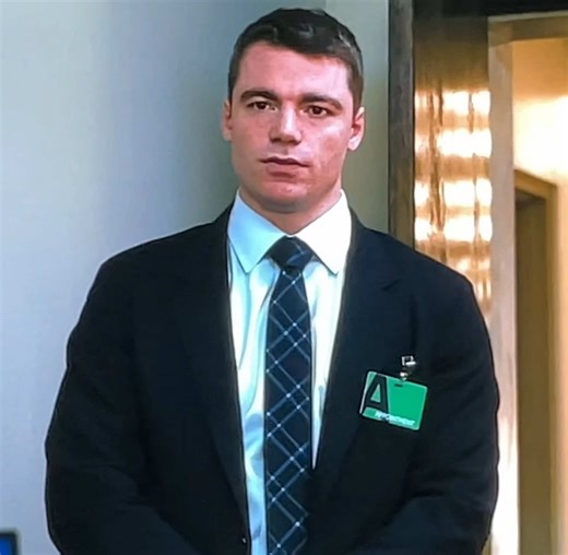 Night Agent S3 Spoiler Alert! Peter immediately trying to get Rose formally set up as his one and only death beneficiary after Catherine’s death has me weak! 🥹 The look on his face when he finds out they have to be married. 😩 Sidenote: Marry her Peter!! 💁🏽‍♀️ Anyway, they better reunite them next season! Goodbye! 😭 #thenightagentseason3 #petersutherland #petersutherlandandroselarkin #thenightagentnetflix