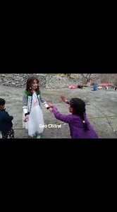 Music has no language. The beautiful dance of Gilgiti girls on a Persian song 💖 | Geo Chitral