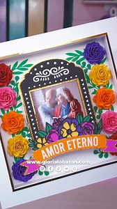 🕯✨ Hoy te enseñamos a crear un cuadro de cartulina lleno de amor y recuerdo, ideal para homenajear a esos seres queridos que siempre llevamos en el corazón. 💜 Puedes cortar toda la base en cartulina de 220 a 250 gramos, o usar un cuadro de madera y decorarlo con los demás elementos y una foto especial. 📸✨ 📂 Consigue este archivo en formato Studio (#Cameo) y SVG (#Cricut / #Brother) desde nuestra tienda online 👉 glorialobatonarchivos.com 💌 Atención: si miras el video completo encontrarás un