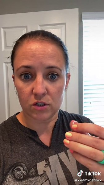 How to Wear Dangling Earrings with Stretched Ears