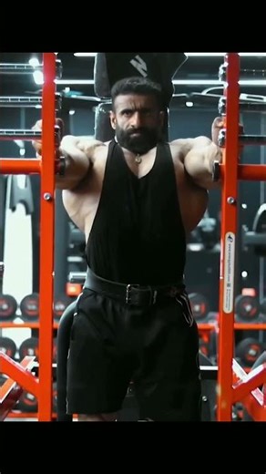 Hadi Choopan’s Heavy Push Workout #shorts