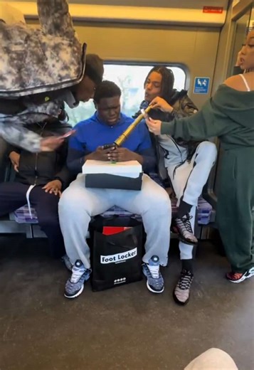 bro was just trying to get new Tns 😭🙏 @centinolivelyy @officialdeeteee #prank #niketn #ukcomedy