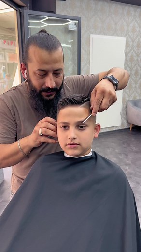 Relaxing ASMR Haircut Tutorial | German Barber Roleplay