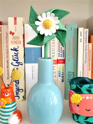 Create a Dynamic Flower Pinwheel: DIY Tutorial