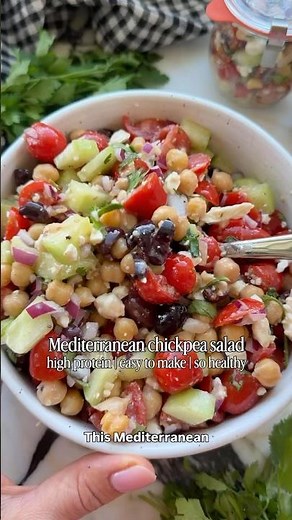 My Famous Mediterranean Chickpea Salad Recipe (Summer Favorite!)