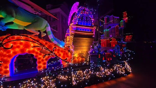 🔴MiceChat Live: I Don't Think We're in Anaheim Anymore! 🏰 Welcome to the Magic Kingdom! | MiceChat.com | The Happiest Place in Cyberspace...