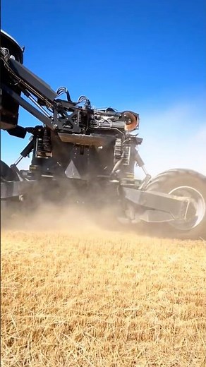 Tribine T1000 – The Biggest Combine Ever? #farmlife #farming #combine #tribina #harvest #harvesting
