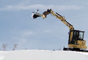 10 Minutes Of Wild Snowboard Halfpipe Laps At Steamboat