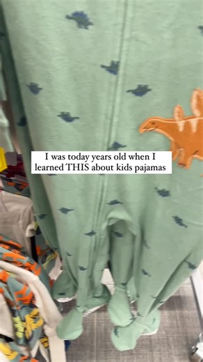 Julia | Toxin-Free Products and Home on Instagram: "Most conventional children’s pajamas are treated with flame retardant chemicals to meet flammability standards. These chemicals don’t just stay in the fabric. They migrate into house dust, rub onto skin, and are absorbed by the body. 🚩A study found that children with flame-retardant-treated products in their homes had significantly higher levels of toxic flame retardant metabolites in their urine. 🚩Another study linked higher flame retardant 