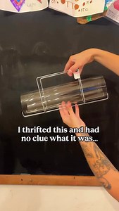 I thrifted this odd-looking glass tube and had no idea what it was… turns out, it’s a Pyrex Bake A Round from the 70s/80s — a vintage bread-baking gadget that works kind of like an early bread machine. You bake the dough right inside the tube, and the glass helps create even heat and the perfect crust. 10/10 recommend. 💬 Comment “bread” and I’ll send you the full tutorial and recipe! #ThriftFinds #PyrexBakeARound #VintagePyrex #RetroKitchen #FarmhouseBaking #NostalgicVibes #HomesteadKitchen #So