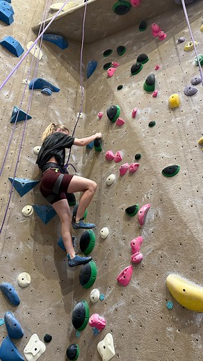 Amy Petz ↟ Hiking + Travel on Instagram: "Anytime I get to a sloper on a route 😒 These tiny hands weren’t built to hold onto those things"