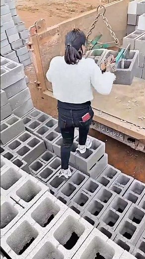 Precision Material Handling: The Engineering Behind Block Grabbers
