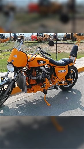 1.2M views · 65K reactions |  La Moto Diesel que Dejó a Todos Sin Palabras! ️ #motos #diesel #caterpillar #motorcycle #ingenieria | Thecrack622 | Facebook