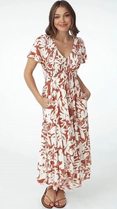 17 reactions | Say hello to our fabulous new Amaya Midi Dress in the captivating Charis Print ✨ Look absolutely stunning in this ensemble and let the classic rust and white combination speak volumes! 李 + Follow us on TIKTOK: saltycrush https://saltycrush.com/products/amaya-charis-midi-dress-rust | Salty Crush | Facebook