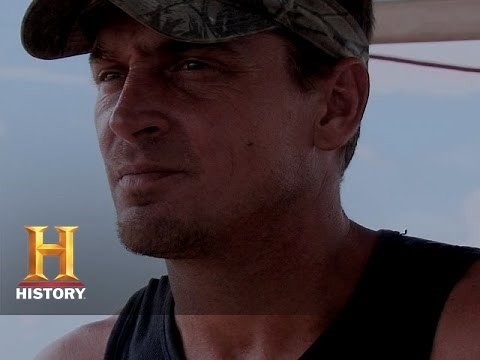 Swamp People: Tommy's Land Gator (S6, E8) | History