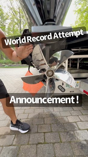 Mike Howe & Sarah Howe - Howe2Live on Instagram