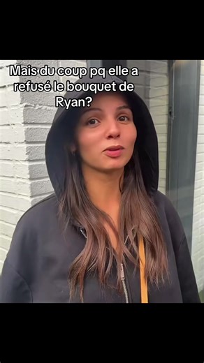 Neila refuse le bouquet de Ryan - Un drame romantique