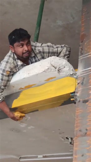 How to apply metal primer? #construction #youtubeshorts #yt #shortsfeed #yellow