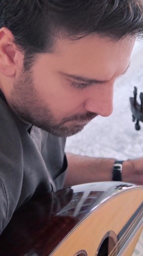 Exploring the Rich History of the Oud Instrument