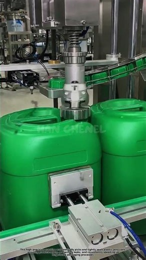 This high-precision machine automatically picks and tightly seals plastic jerry cans.