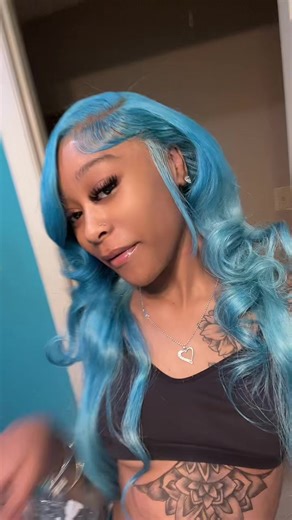 🦋🫦