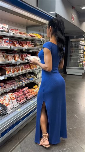 #beach #beachlife #girls #girlswholift #pool #poolparty #friends #friendship #workout #workoutmotivation #workoutideas #gym #gymlife #fitnessgirl #reels #viral | Girl house