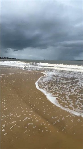 À Royan, attention à la marée basse.