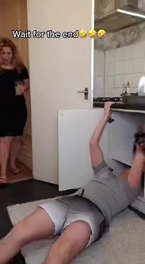 Hilarious Moments: Funny Clips to Brighten Your Day