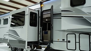 4.9K views · 22 reactions | If you love cooking and entertaining, you have to check out the Montana 3795FK! Configured as an entertainer’s paradise with tons of cabinetry and countertop space, the chef of the family will never want to leave the gorgeous kitchen. | Keystone RV | Facebook