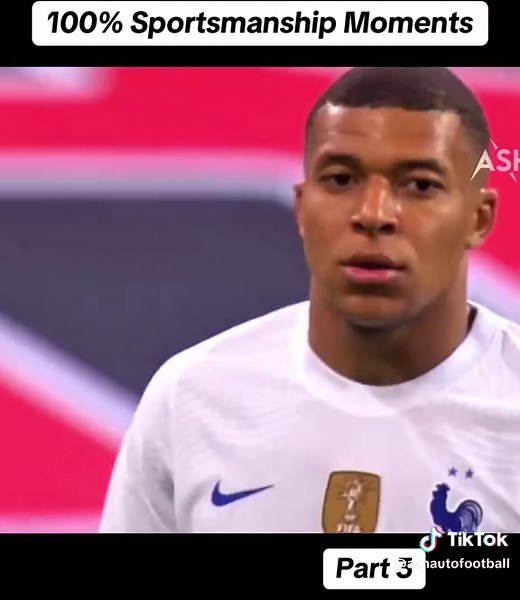 100% Sportsmanship Moments in Football