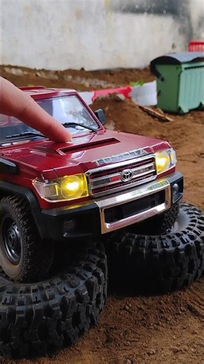 This Cute Toyota Land Cruiser Is Dancing to the Beat | You Won’t Stop Watching! #rc#funny #viral