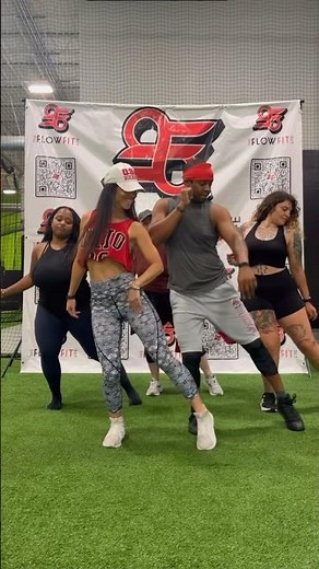 Sensational Line Dance | Chris Brown & Davido | Group Edition 🔥 #sensational #linedance #dance
