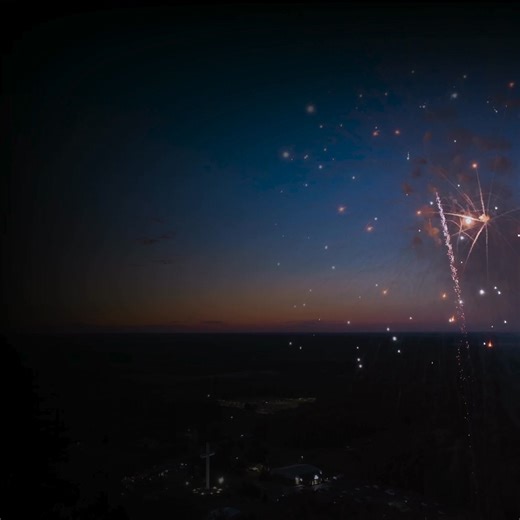 🎉 Explore our Most Read Articles of 2025 This new collection highlights research that resonated in 2025 across fields including: -#BiomedicalSciences -#BehavioralSciences -#SocialSciences Explore 100 influential #OpenAccess review articles: arevie.ws/MR25_FB | Annual Reviews