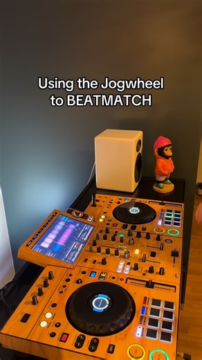 3.7K views · 92 reactions | How to do a DJ transition -> Nr. 260 Songs: Be My Lover X Stereo Love Skin @djskins.global (DM us for a promo code) #learnoninstagram #howtodj #djing #pioneerdj #cyriloandesteban #djtransition #djtutorial #housemusicdj | Cyrilo and Esteban | Facebook