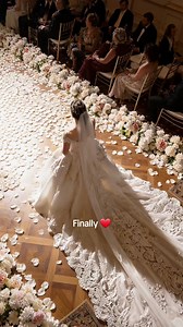 Romantic Fashion Looks: Stunning Romanticism Style Guide
