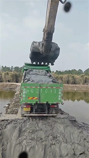 #digMachine teaching #excavator #magnetic universal joint