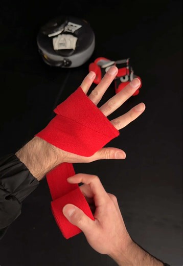 Essential Guide to Boxing Hand Wrapping