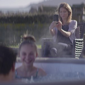 "The perfect blend of nature and sophistication". This is how some describe Palm Springs and it certainly applies to our Lay-Z-Spa™ 壟 With room for 4-6 adults and a soothing Airjet™ massage system with no less than 140 jets, your backyard oasis will be Insta-worthy in no time 朗 Available now for a great price so order today: https://bit.ly/3nkLeG4 Outbax #bestway #layzspa #palmsprings #massage #spa | Bestway | Facebook